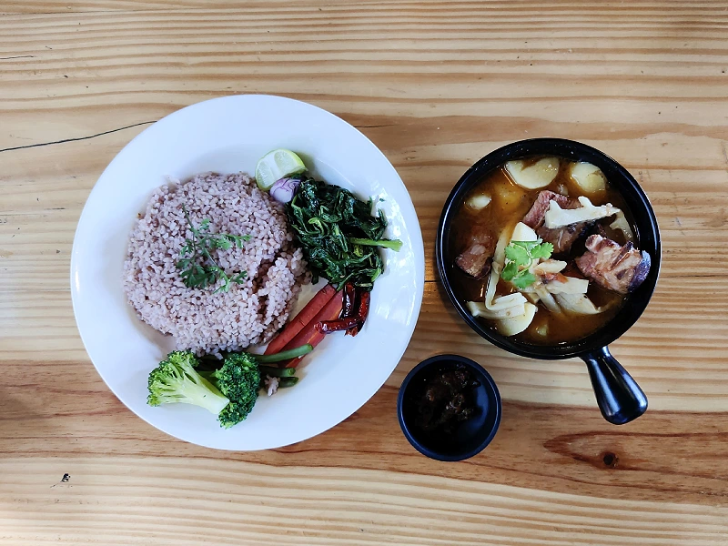 Naga Food